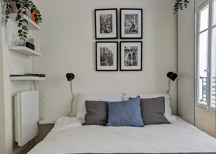 Appartement Oasis: One Bedroom Studio For Two Next To The Eiffel Tower *